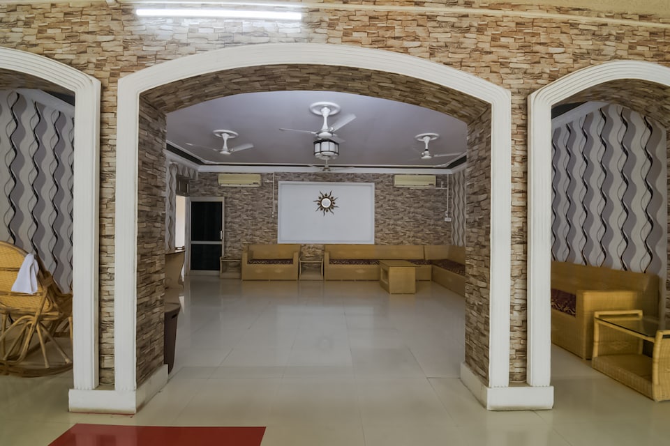 Hotel O Chandralok by CLOVETREE, Muzaffarpur, Muzaffarpur