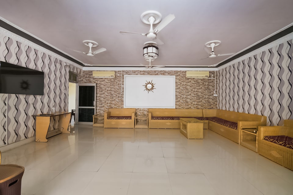 Hotel O Chandralok by CLOVETREE, Muzaffarpur, Muzaffarpur
