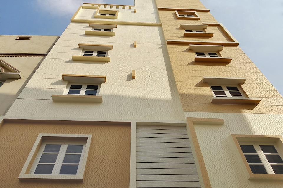 OYO 10479 Sree Sai Comfort, Nagarbhavi Bangalore, Bangalore