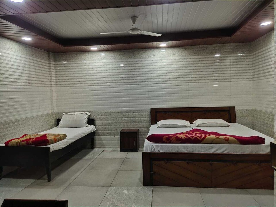 LIVE AS NOD1034, Noida City, Noida