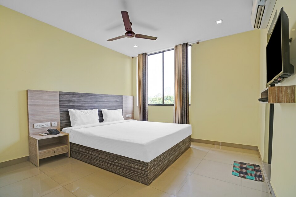 Capital O 87015 Hotel Al Salama, Kakkanad Kochi, Kochi