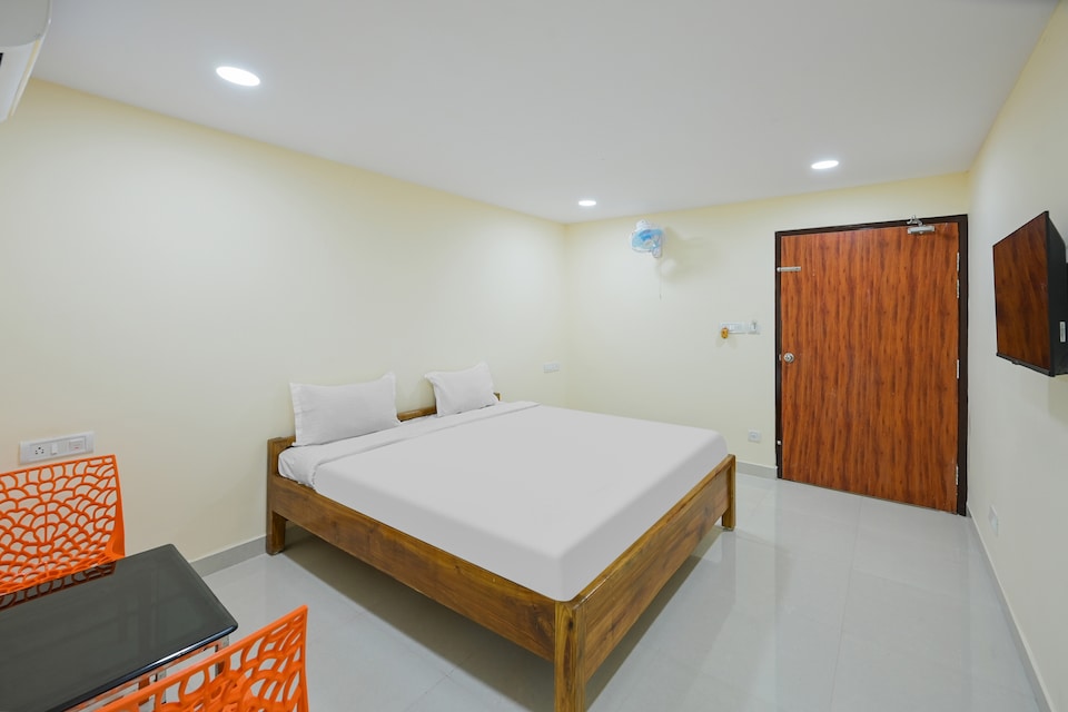 OYO Indumati Lodge, Bapuji Nagar, Bhubaneswar