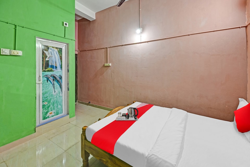 Flagship Grand Guest House, Cuttack, Cuttack