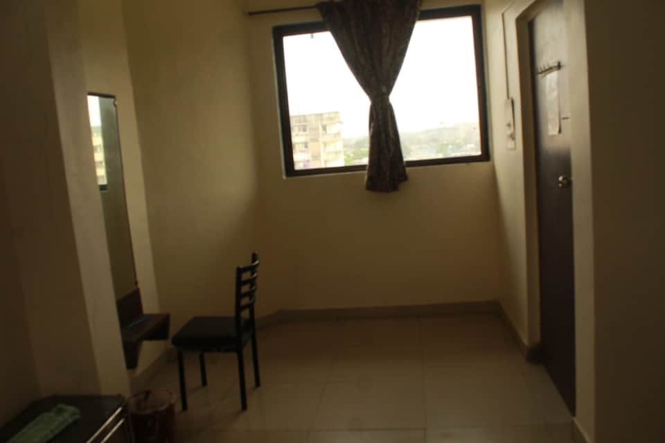 SPOT ON 87096 Hotel Swagath, Mumbai Vasai-Virar-Naigaon, Mumbai