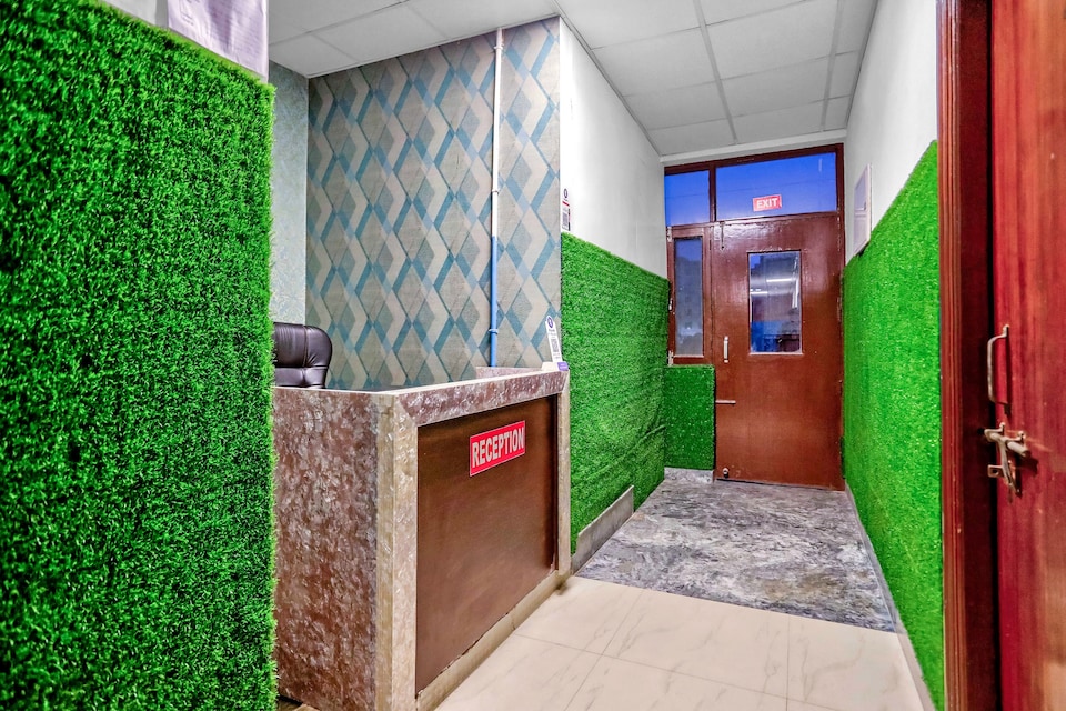 Hotel O Ay Residency, Greater Noida, Noida