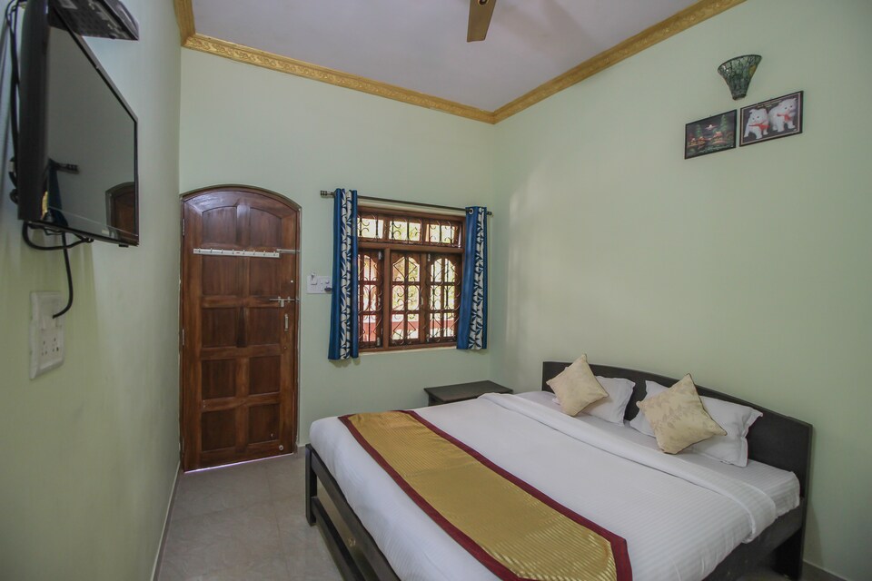 OYO 10204 Home Near Calangute Beach, Calangute Goa, Goa