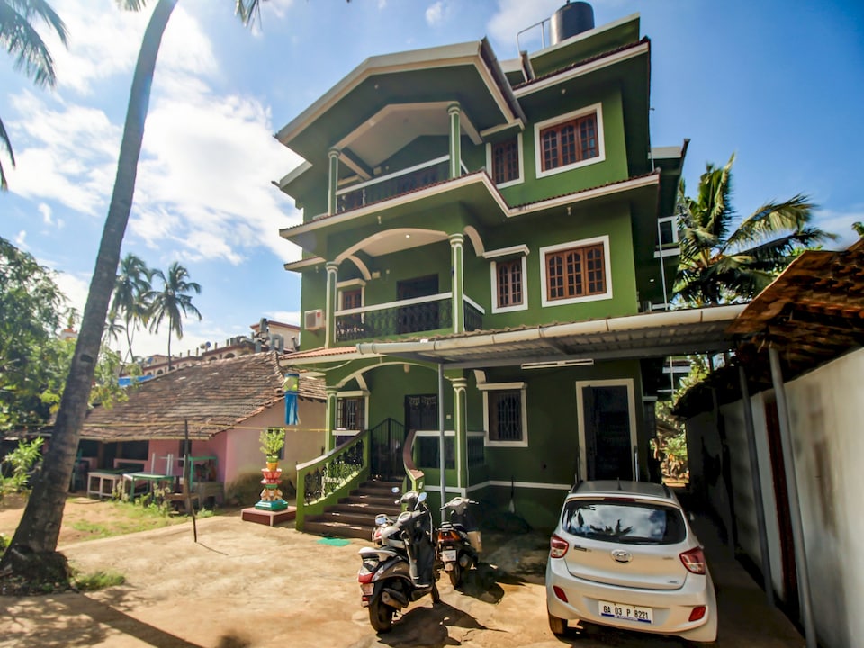 Hotel O by OYO Pradeep Guest House Near Baga Beach, Baga Goa, Goa