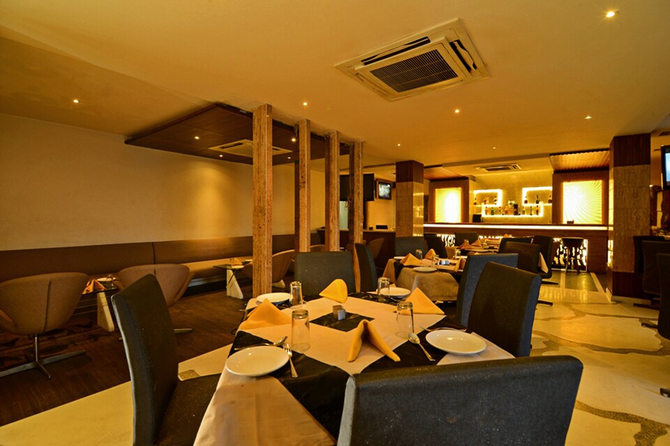 OYO 1418 Hotel South Avenue, MG Road Indore, Indore