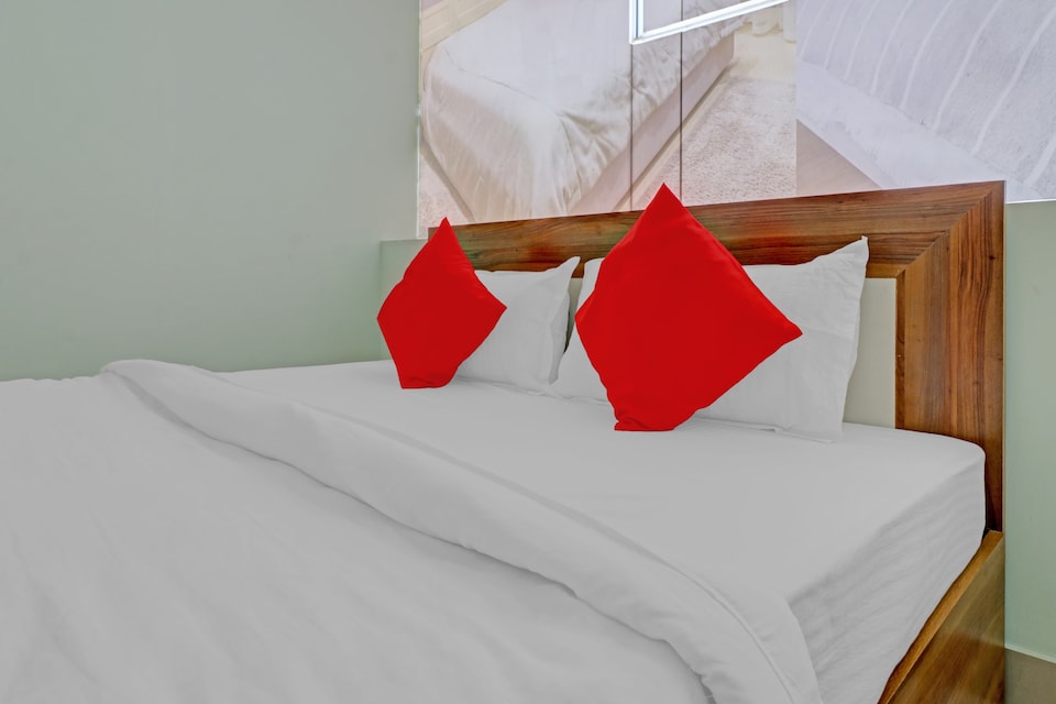 OYO Sri Ranganatha Boarding And Lodging, Tumkur Road, Bangalore