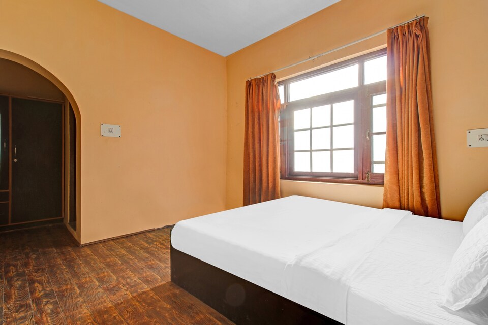 OYO 87182 Hotel Grand City Heart, Dal-lake cluster, Srinagar