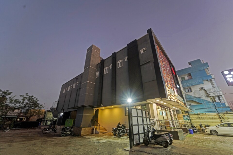 OYO Townhouse 896 Global Hospital Perumbakkam, OMR Chennai, Chennai