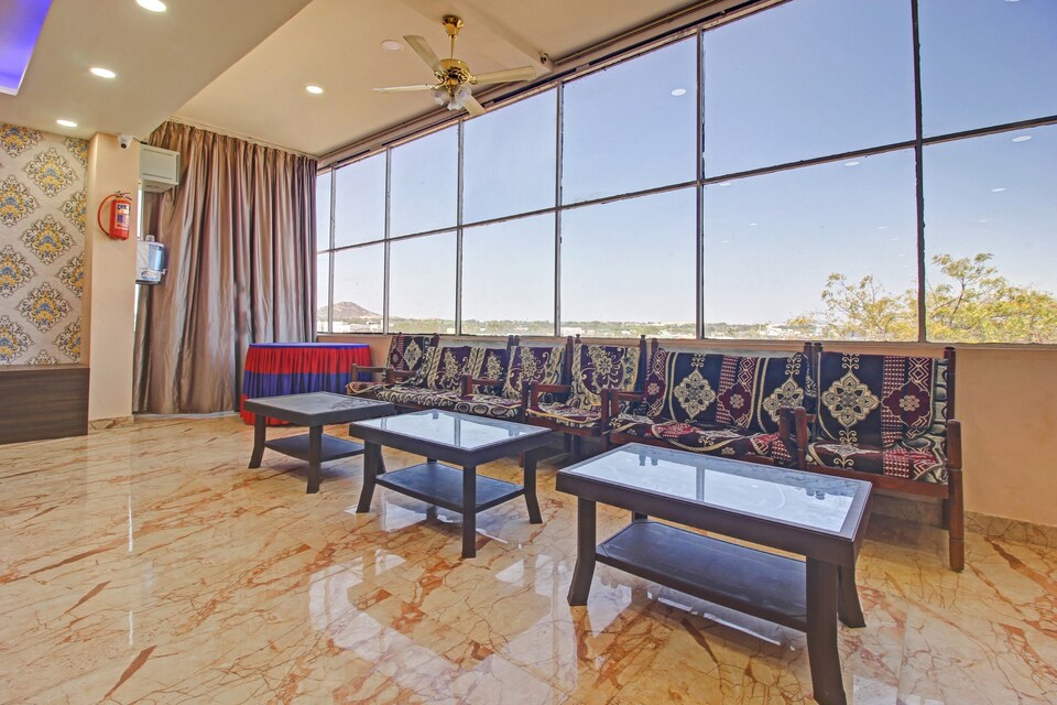 Hotel O City Central Kummariwada, Nakkalagutta Hanamkonda Warangal, Warangal