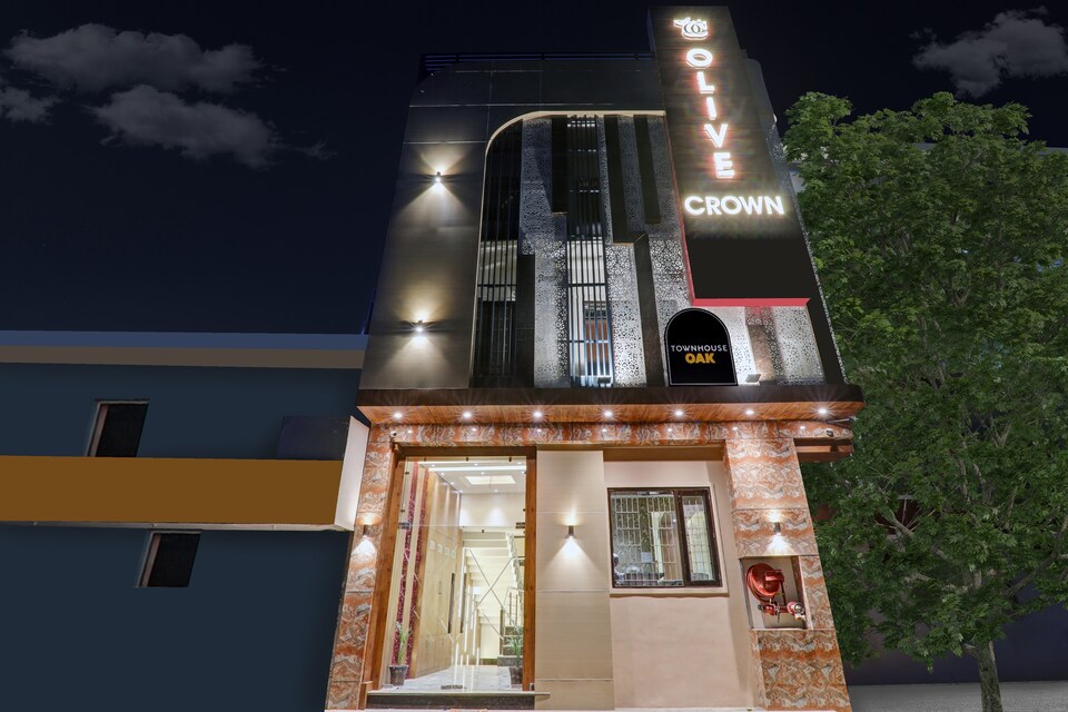 Townhouse OAK Olive Crown, Alambagh Lucknow, Lucknow
