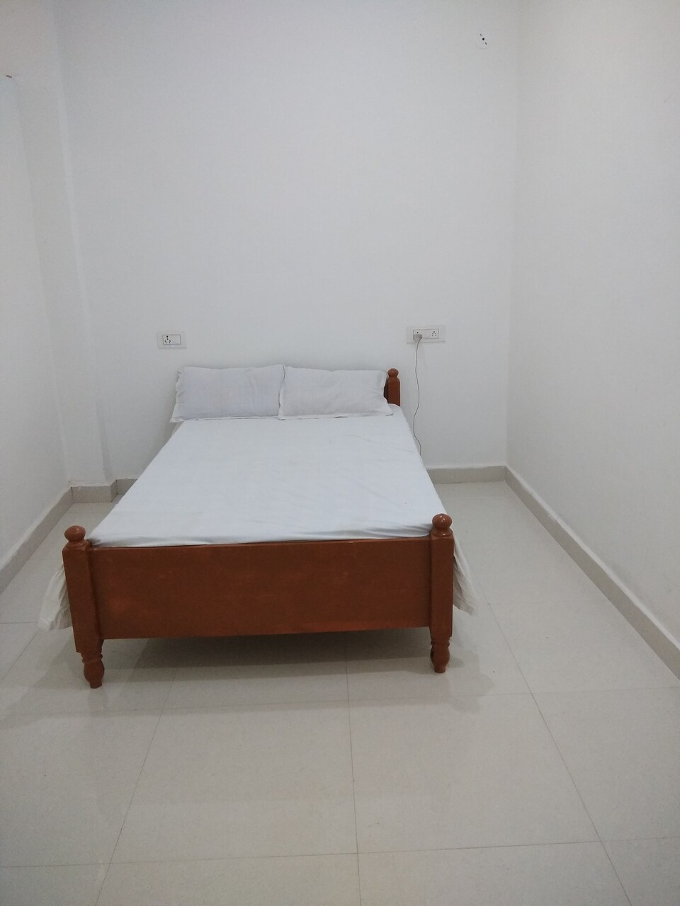 OYO HOME 87249 Royal Hotel, Sagar, Sagar