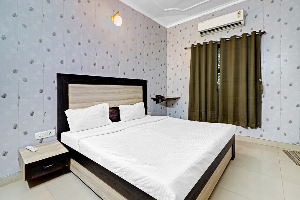 Collection O Sarovar Inn, Shilpgram, Agra