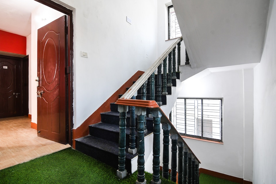 Hotel O Biswa Bangla Sarani, New Town, Kolkata