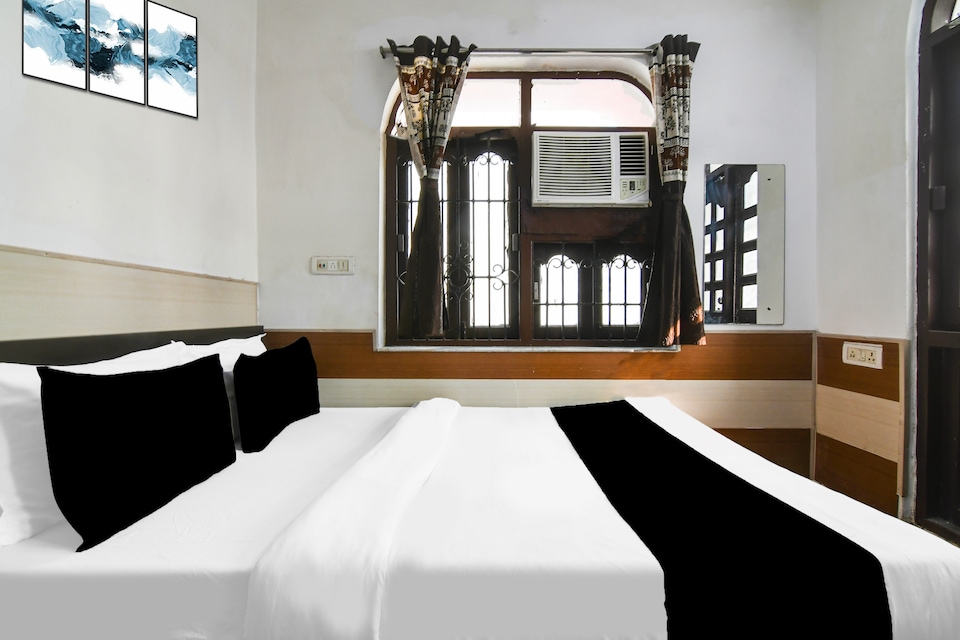 Hotel O Biswa Bangla Sarani, New Town, Kolkata