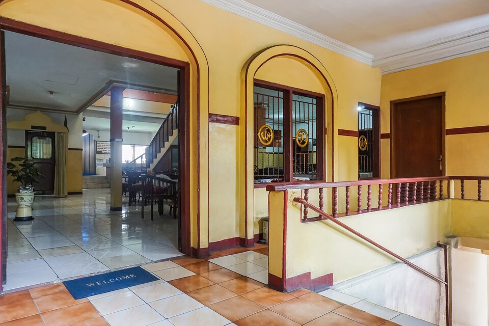 OYO 90985 Hotel Alhakim Syariah, Kalimalang, Jakarta