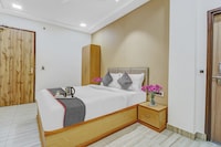 Townhouse Ekana Cricket Stadium Formerly Sunrise Regal