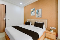 Super Townhouse Ekana Cricket Stadium Formerly Sunrise Regal