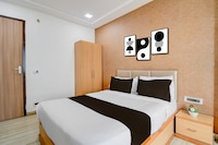 Super Townhouse Ekana Cricket Stadium Formerly Sunrise Regal