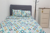 OYO 90990 Surya Residence