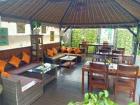 EXPRESS O 91003 Kampung 167