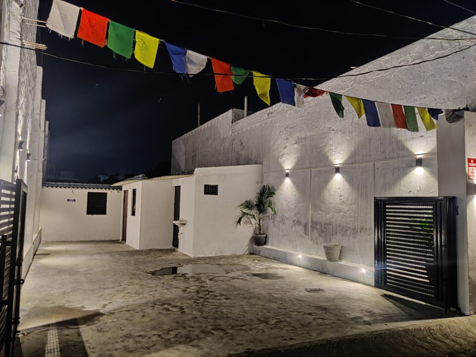 OYO HOME 87318 Downtown Homestay Lx, Alambagh Lucknow, Lucknow