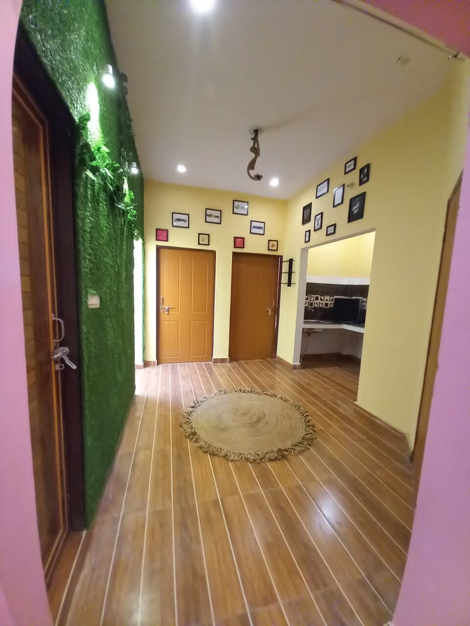 OYO HOME 87318 Downtown Homestay Lx, Alambagh Lucknow, Lucknow