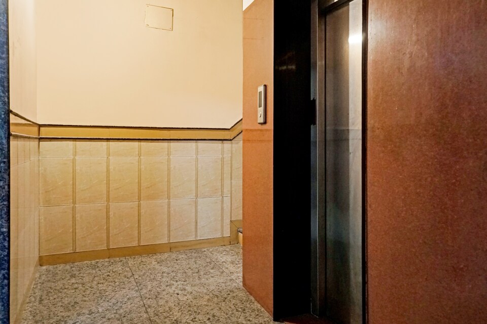 Flagship Hotel Torna Lodge Near Pune Airport, Viman Nagar, Pune