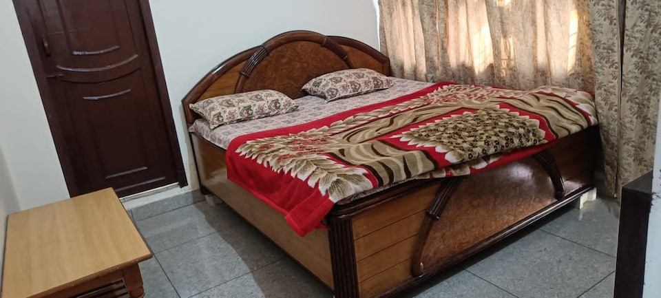 OYO Shiv Gauri Hotel And Restaurant, Pilibhit Bypass Road, Bareilly