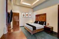 Townhouse OAK L'elegant Hotel & Banquet By Ace Manor