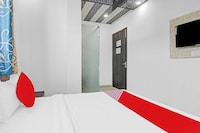 Hotel O Moonstar Residency