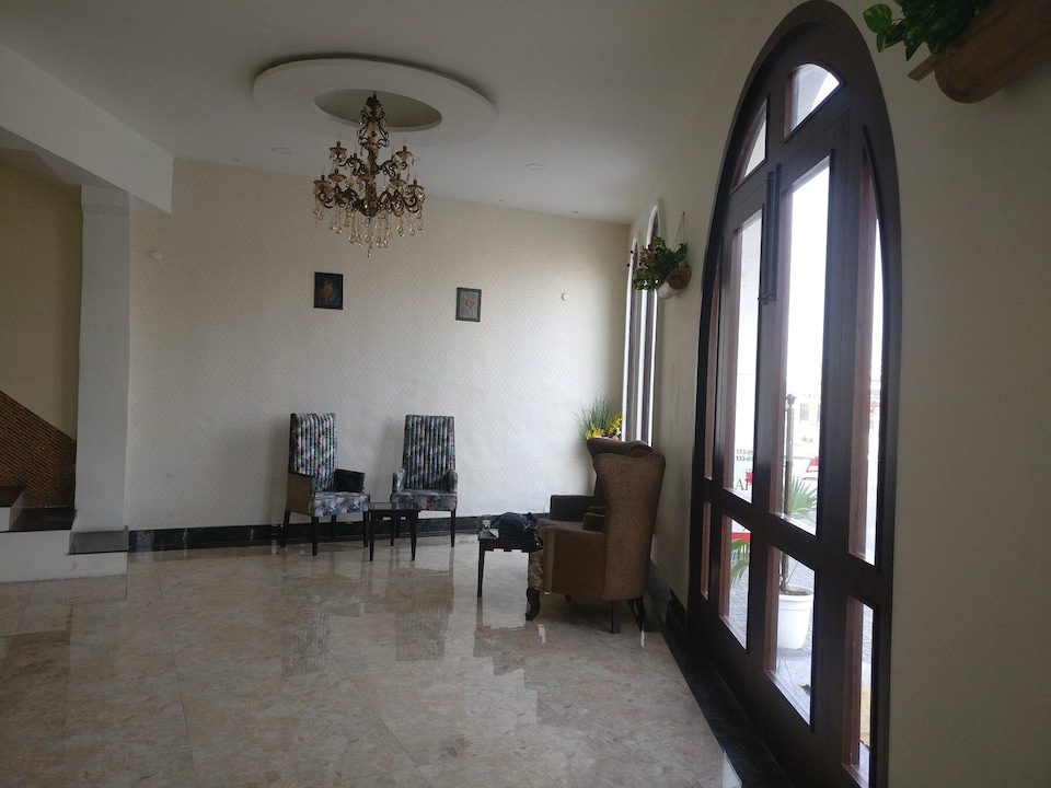 OYO 87449 Hotel Mapple Leaf, Mall Road Bathinda, Bathinda