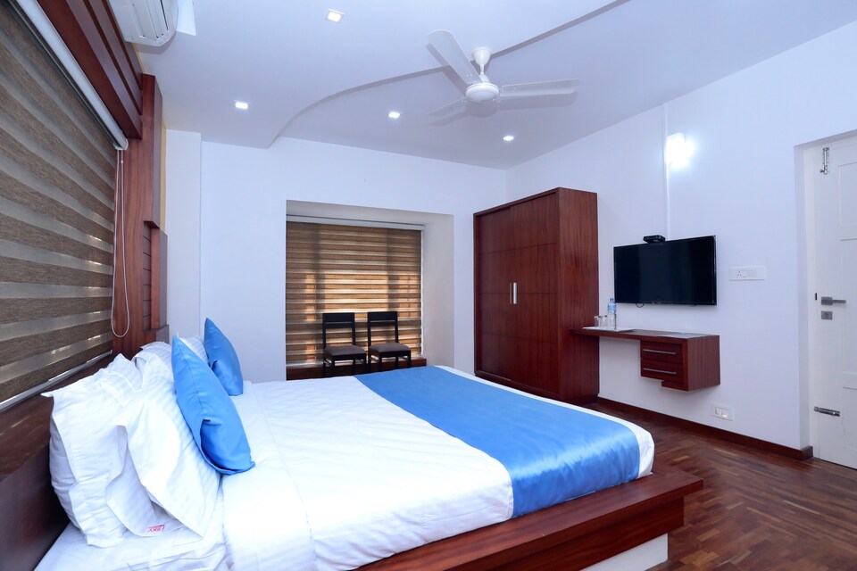 OYO 10548 Hotel Palm Corniche, Calicut Railway Station, Calicut