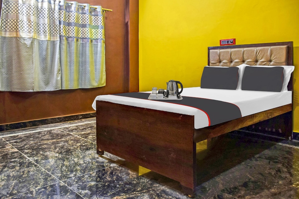 Collection O Hotel The Blue Star, Sarnath Varanasi, Varanasi