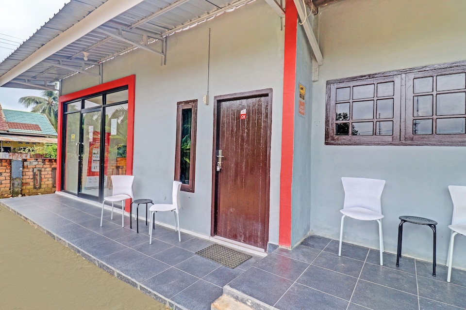 OYO 91022 STeZe Homestay Syariah, Simpang Pulai Jambi, Jambi