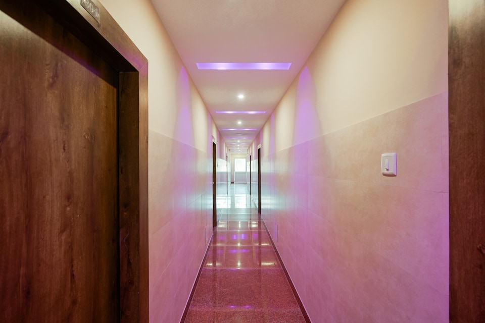 Hotel O Blue Sagar, Swargdwar Puri, Puri