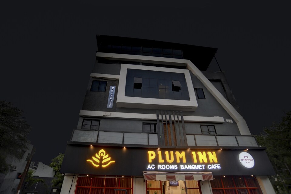 OYO Townhouse 936 Hotel Plum Inn, Vijay Nagar Indore, Indore