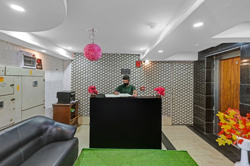Hotel O Sai Upwan, Pitampura - Rohini Delhi, Delhi