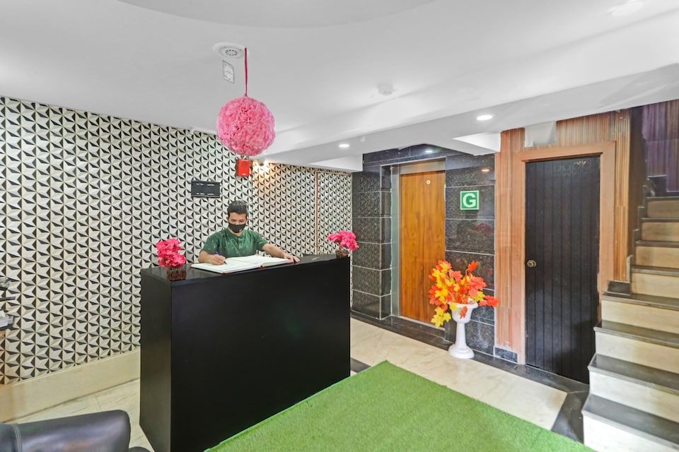 Hotel O Sai Upwan, Pitampura - Rohini Delhi, Delhi