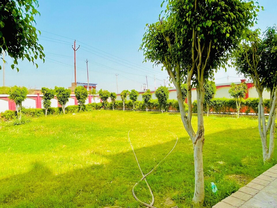 SPOT ON Ganga Resort, Mathura, मथुरा