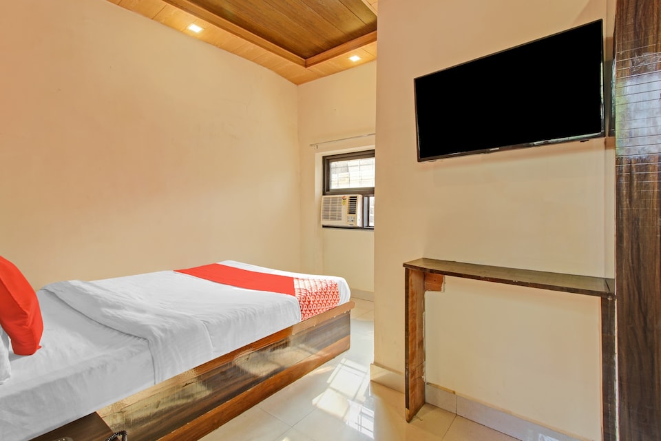 OYO Flagship 87535 Hotel Shree Mahalaxmi, Lonavala, Lonavala