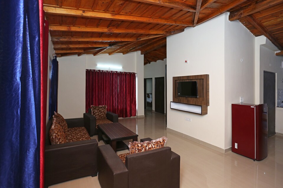 OYO Home 12328 Pent House Shyamkhet Bhowali, Bhowali Nainital, Nainital