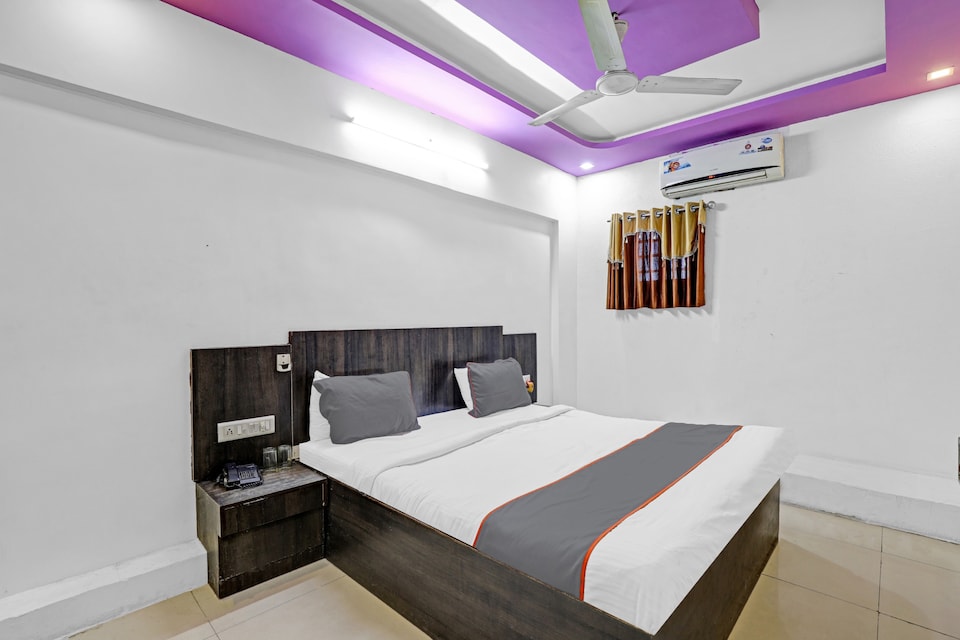 Collection O Hotel Long Stay, Satellite-Prahlad Nagar Ahmedabad, Ahmedabad