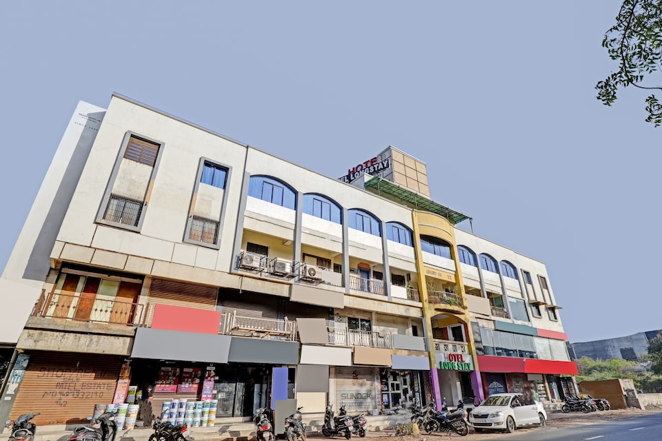 Collection O Hotel Long Stay, Satellite-Prahlad Nagar Ahmedabad, Ahmedabad