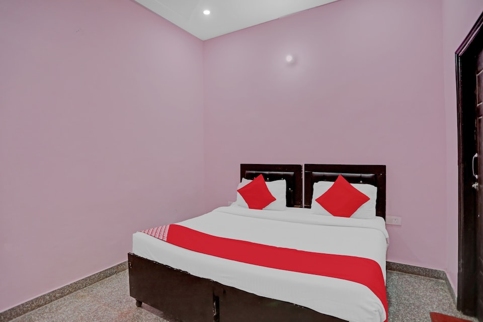 Hotel O AKKI RESIDENCY, Noida City, Noida
