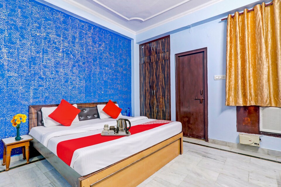 LIVE on LCK2269, Gomti Nagar Lucknow, Lucknow