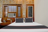 Collection O Hotel Shaurya