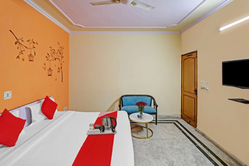 Live on DEL4527, Paschim Vihar Delhi, Delhi